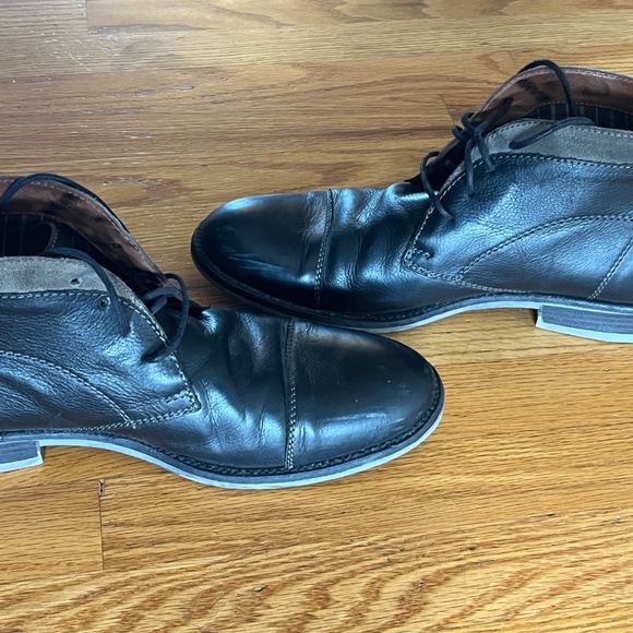 Johnston & Murphy  Men’s J&M 1850 Black Leather Cap Toe Boot - Picture 5 of 7